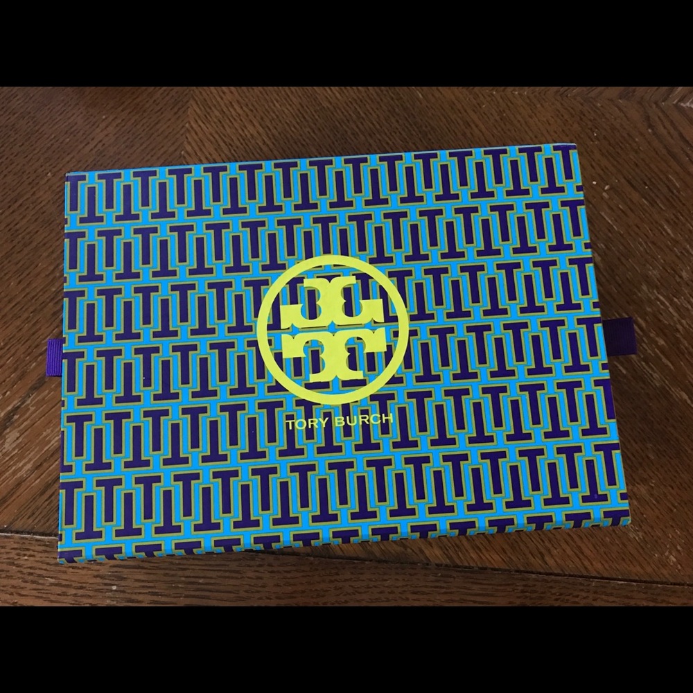 2 Tory Burch Draw Like Gift Boxs